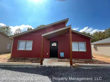 Main picture of 2601 W Maddox Rd