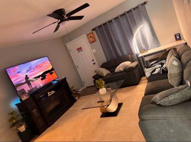 Main picture of 704 Ohio St