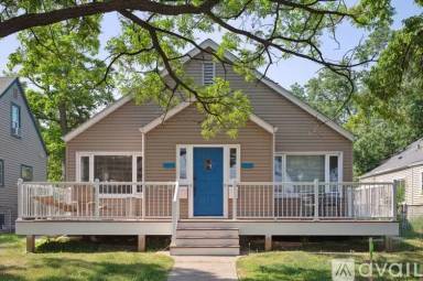 Main picture of 5217 Minnetonka Blvd