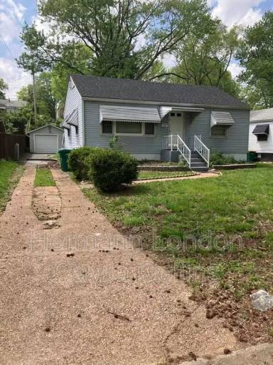 Main picture of 7804 Utica Dr