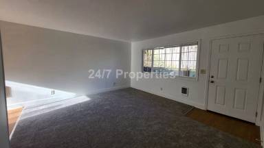 Main picture of 634 N Watts St
