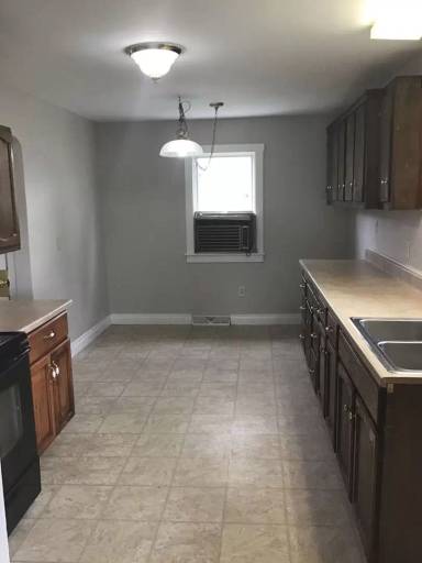 Main picture of 417 Greenwood Ave