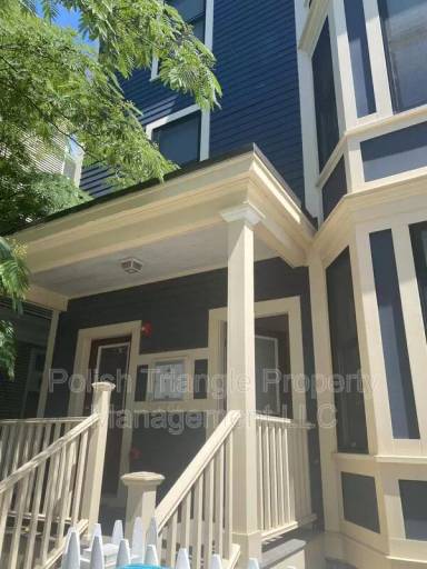 Main picture of 11 Bellflower St