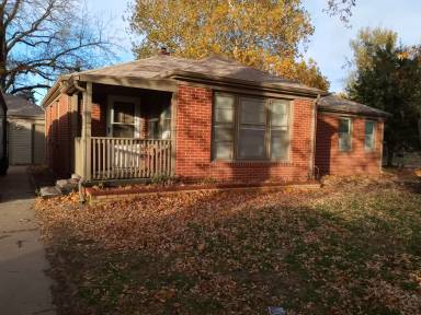 Main picture of 2836 E Mount Vernon St