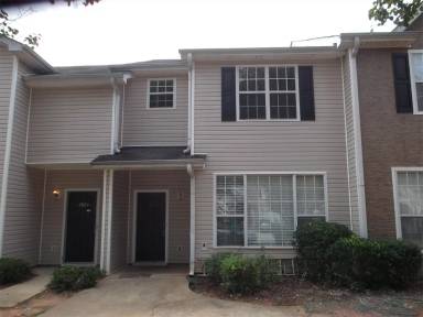 Main picture of 2469 Brianna Dr