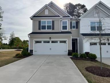 Main picture of 124 Jade Creek Dr