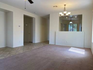 Main picture of 3265 E Hampton Ln