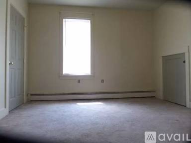 Main picture of 107 6th St
