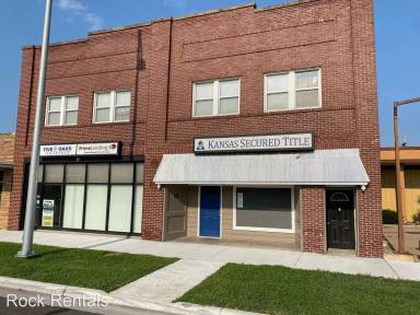 Main picture of 606 1/2 N Main St