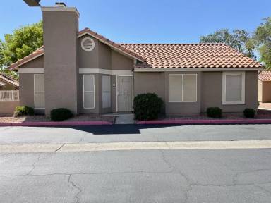 Main picture of Olive Square