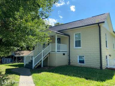 Main picture of 319 E 4th Ave