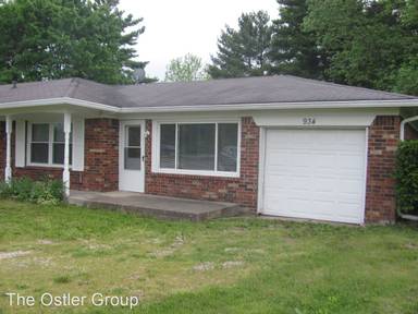 Main picture of 890 N Avon Ave