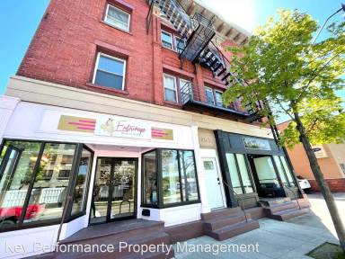 Main picture of 888 Clinton Ave S