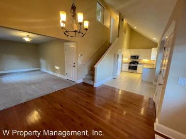 Main picture of 2065 Hoen Ave