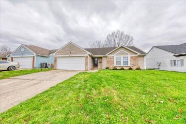 Main picture of 2715 E 28th St