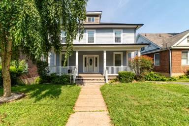 Main picture of 310 Sussex St