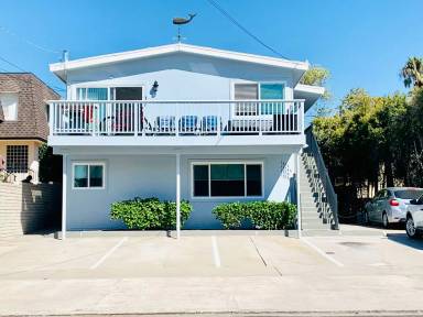 Main picture of 1326 1/2 La Palma St