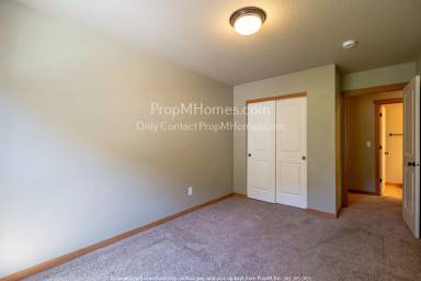 Main picture of 2611 SE 105th Ave