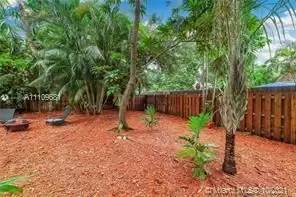 Main picture of 250 NW 93rd St