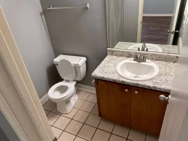 Main picture of 2305 41 Garland Ct