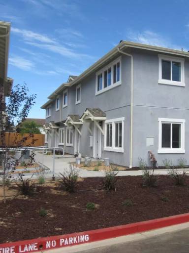 Main picture of 575 E Newlove Dr