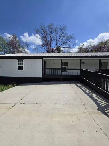 Main picture of 39 Laney Ln