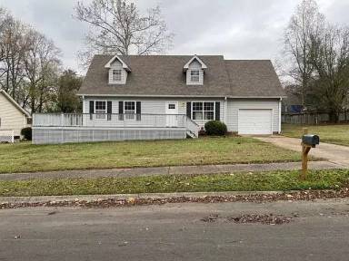 Main picture of 628 Glencoe Ct
