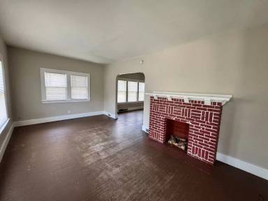 Main picture of 1204 Glenhurst Ct