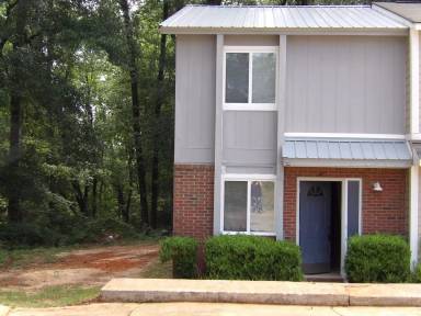 Main picture of 141 Candlebrook Dr
