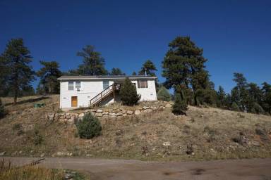 Main picture of 245 Spruce Rd