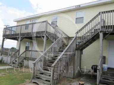 Main picture of 1316 N Virginia Dare Trl