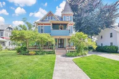 Main picture of 161 Florida St