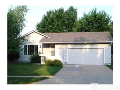Main picture of 2721 S Maywood Dr
