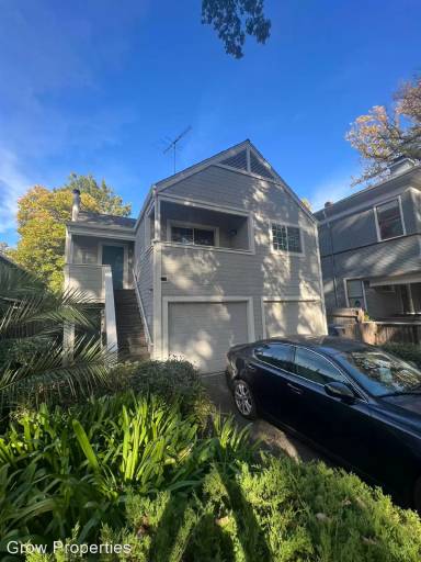 Main picture of 2327 G St