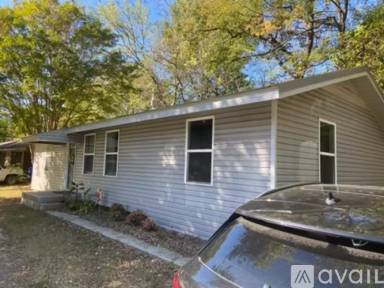 Main picture of 2112 Tyler St