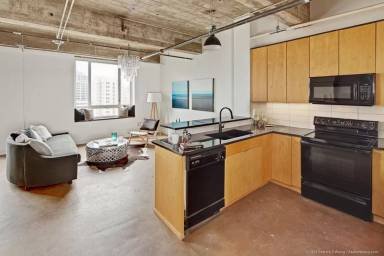 Main picture of 710 Colorado St