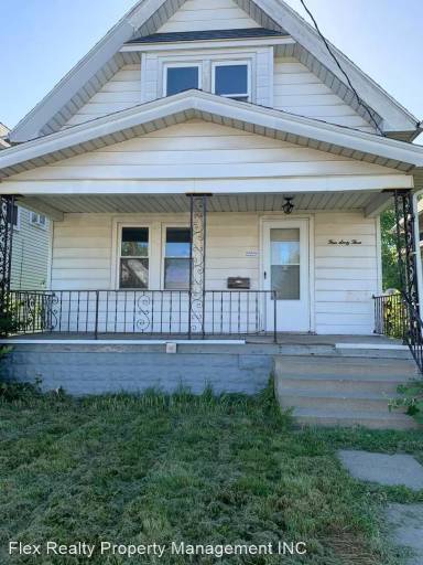 Main picture of 463 Howland Ave