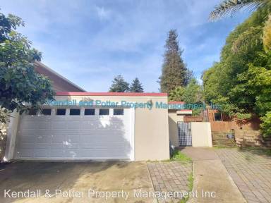 Main picture of 224 Sand St