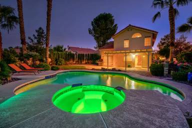 Main picture of 2394 Millcroft Dr