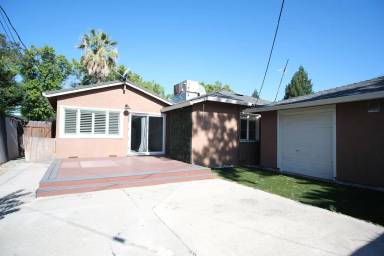 Main picture of 1436 Albany Ave