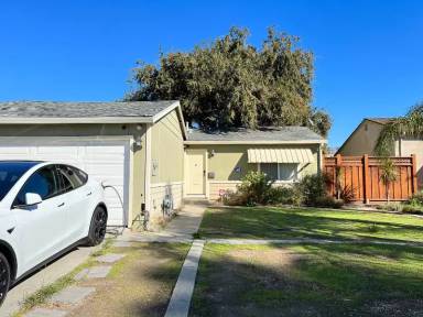 Main picture of 3262 Firth Way