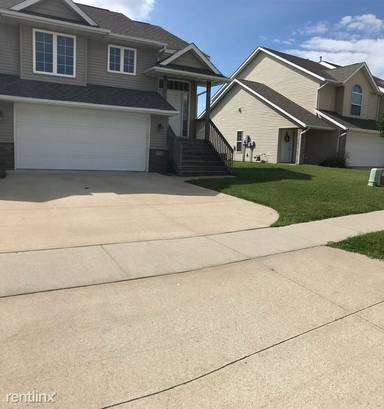 Main picture of 177 S Park Ridge Rd