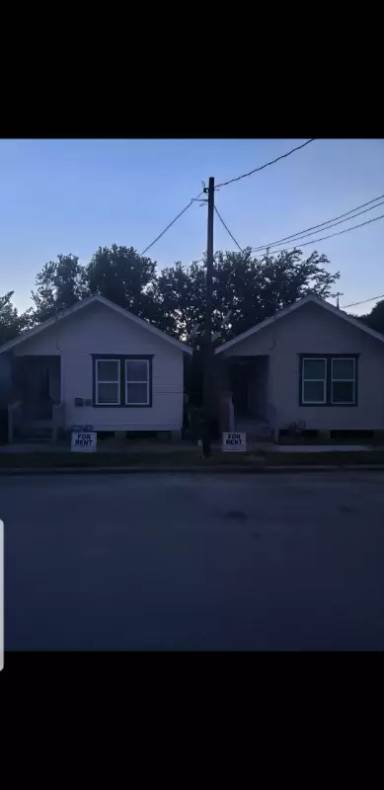 Main picture of 3514 Nagle St