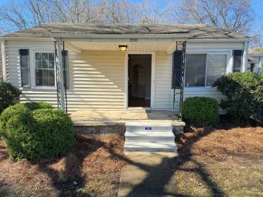 Main picture of 2202 Florida Ave