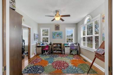 Main picture of 3216 McKinnon Dr