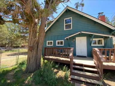 Main picture of 2126 5th Ln