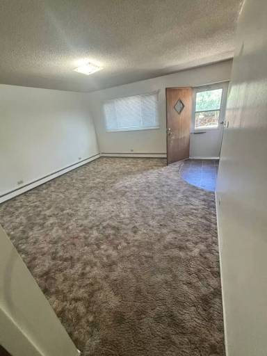 Main picture of 724 E Lewis St