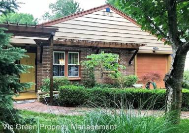 Main picture of 2525 Oakley Ave