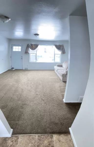 Main picture of 1100 E Broadway St