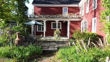 Main picture of 351 Winnacunnet Rd